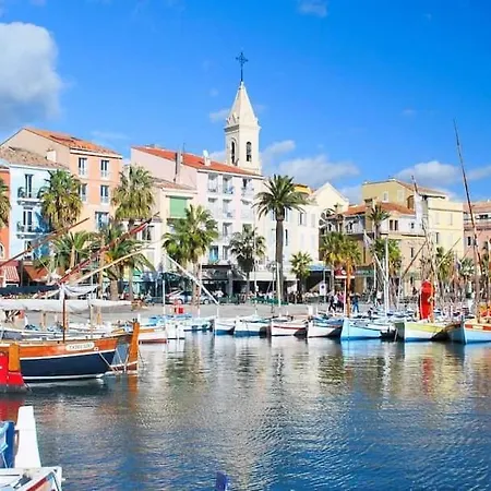 Club Avec Terrasse Sanary-sur-Mer